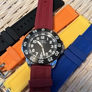 Invicta Diver’s watch with multiple bands, NWOB